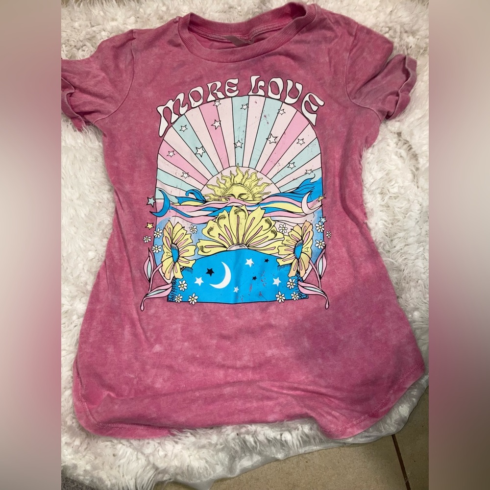 Very soft T-shirt 🌼